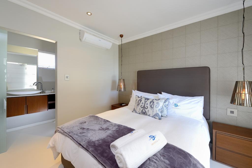 Grand Blue D Hotel Cape Town Bagian luar foto