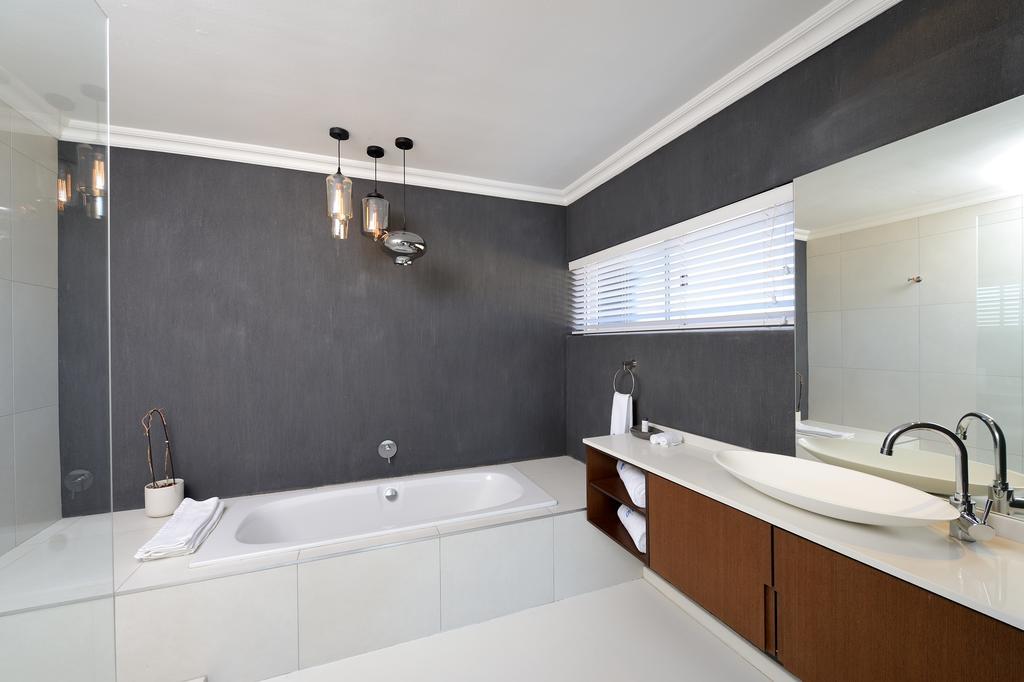 Grand Blue D Hotel Cape Town Bagian luar foto